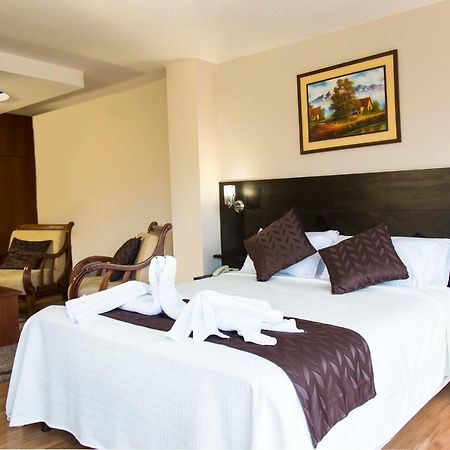 Hotel Versailles Ambato Zewnętrze zdjęcie