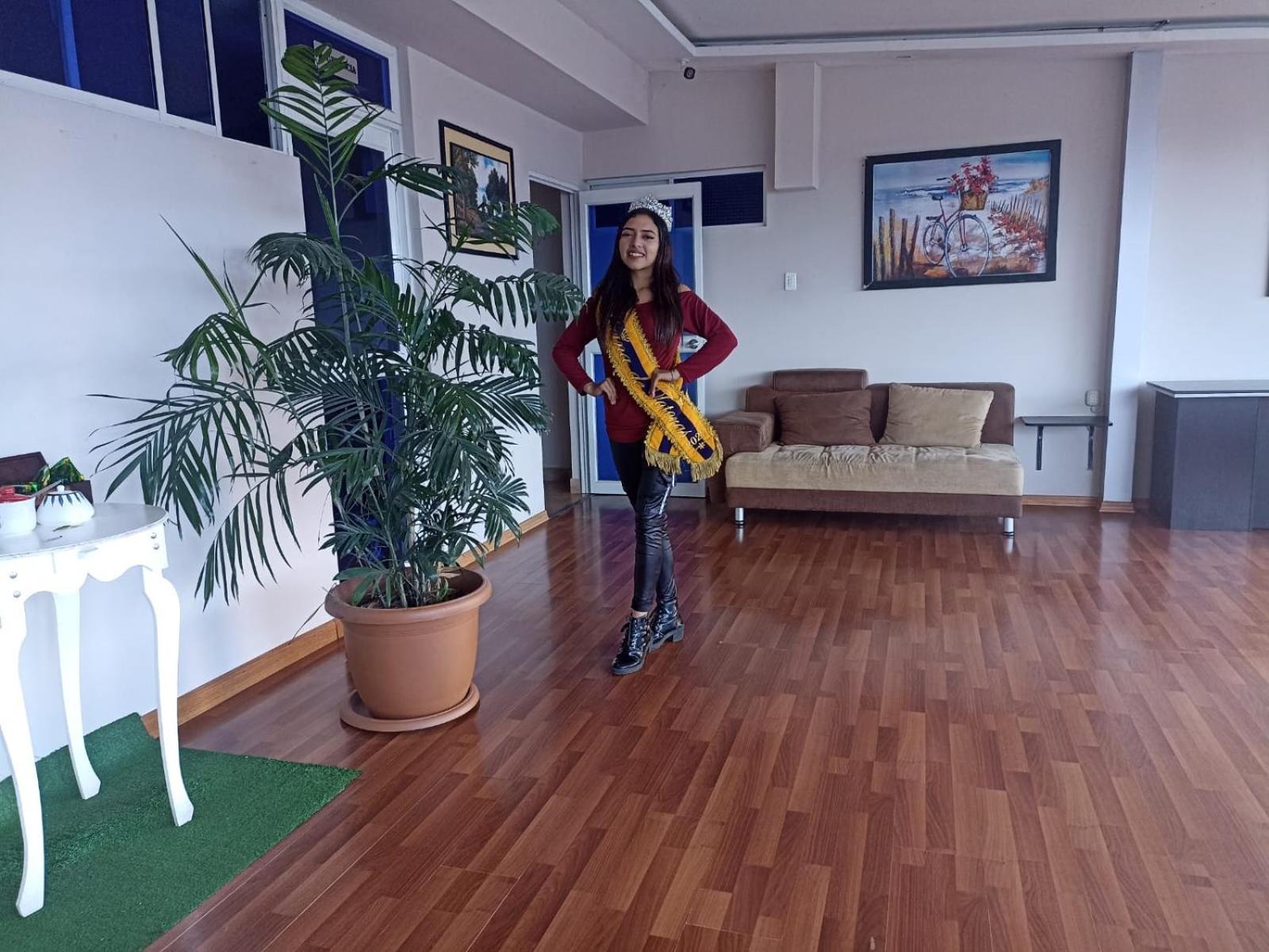 Hotel Versailles Ambato Zewnętrze zdjęcie